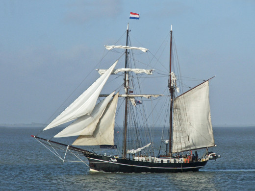 151605 (a): :1200x900